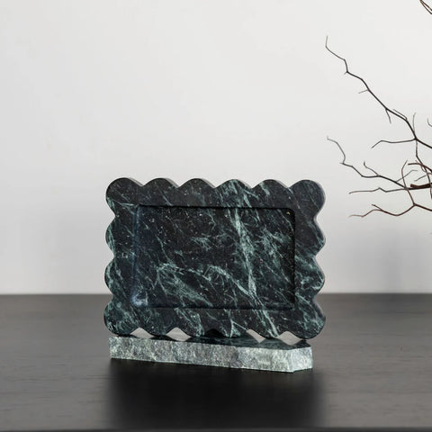 Palazzo Small Scalloped Tray in Verde Alpi
