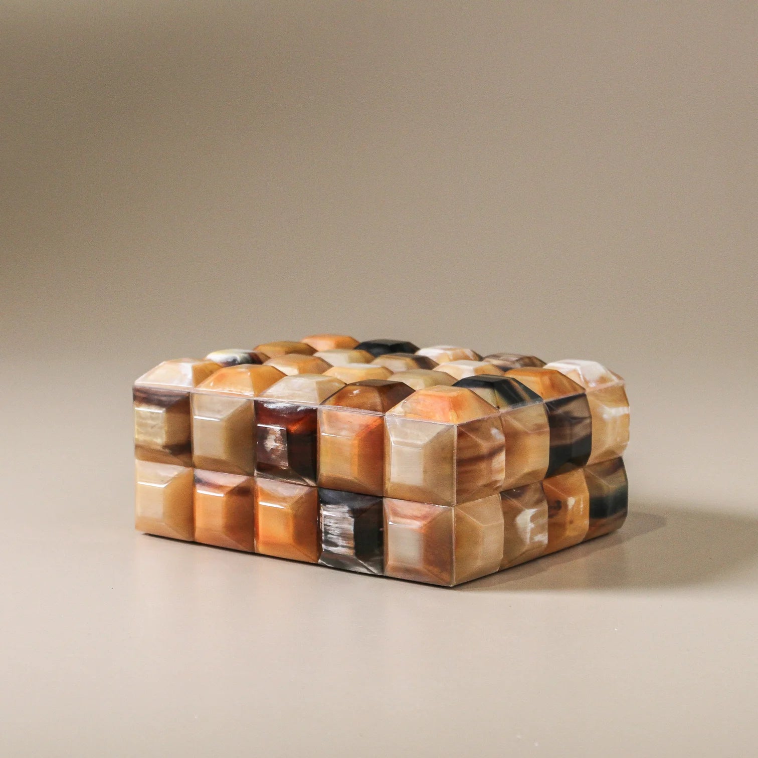 Prism Horn Box