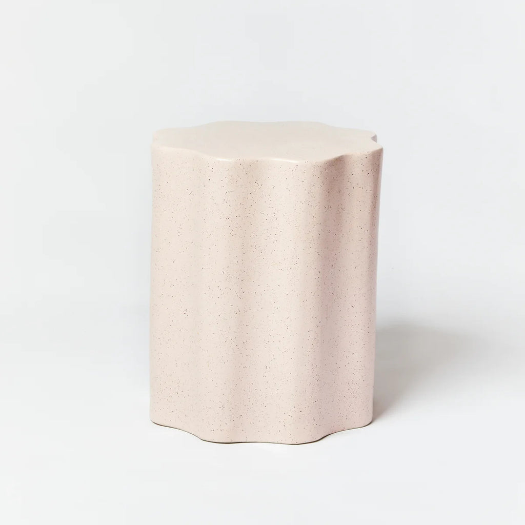 Wave Side Table Soft Pink by GlobeWest - An image of a curved side table in soft pink.