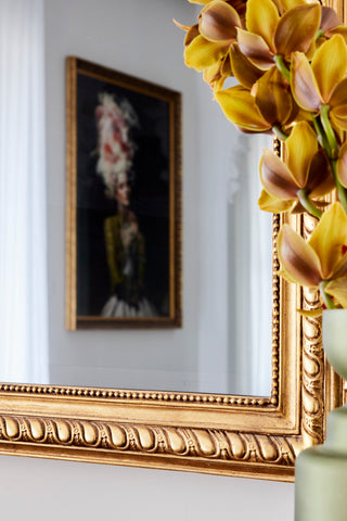 Montpellier Arched TV-Mirror in Ornate Gold Leaf Frame